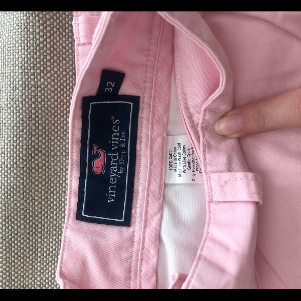 4 vineyard vines shorts $40 sz 32 great conditions - Picture 7 of 8
